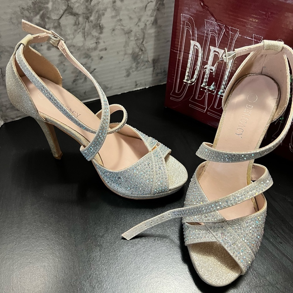 Delicacy heels women